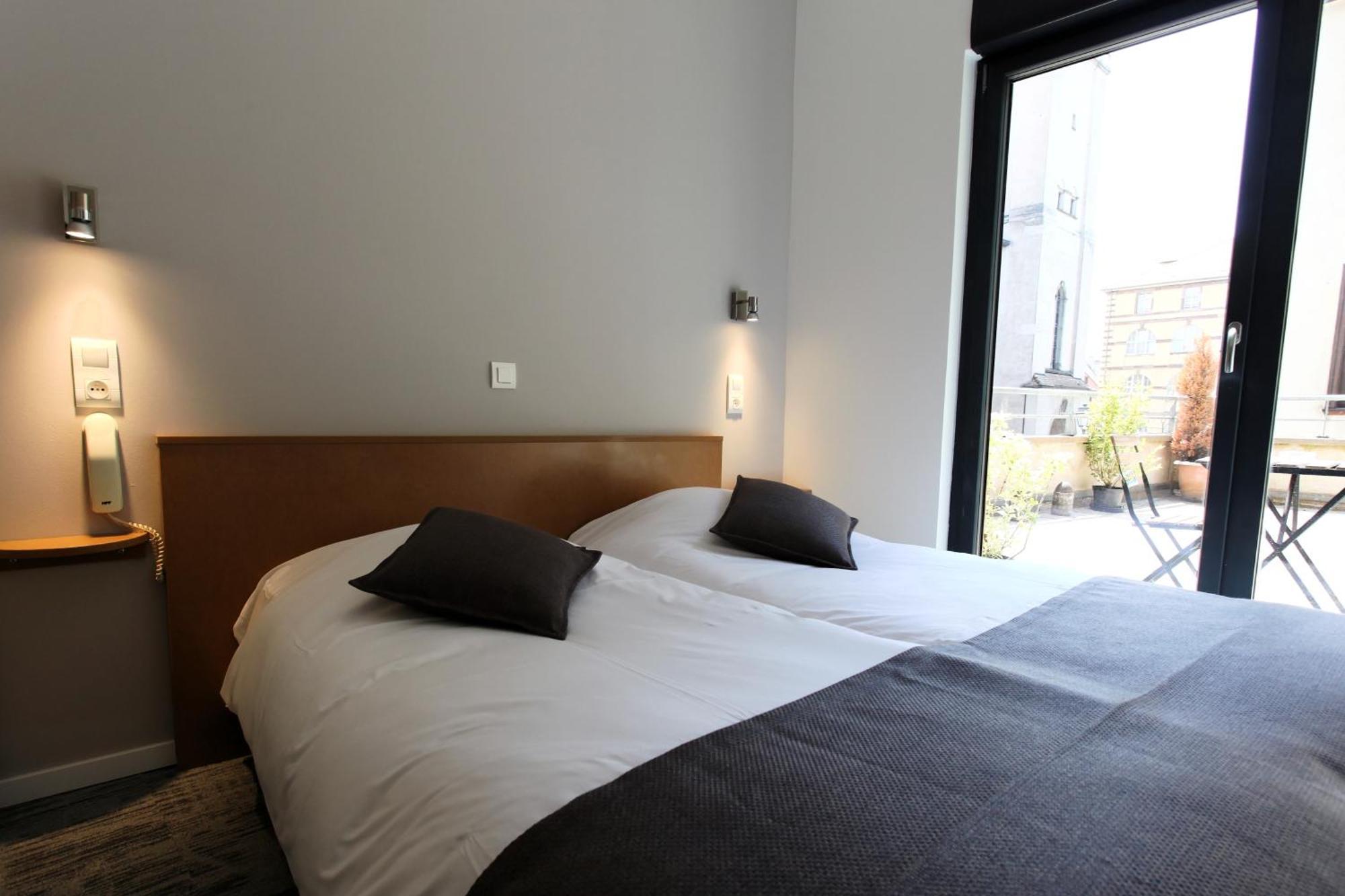 Hotel De L'Ill Strasbourg Eksteriør bilde