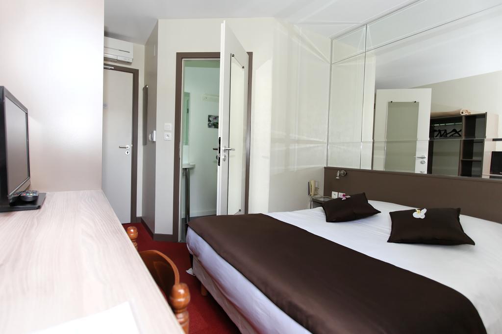 Hotel De L'Ill Strasbourg Eksteriør bilde
